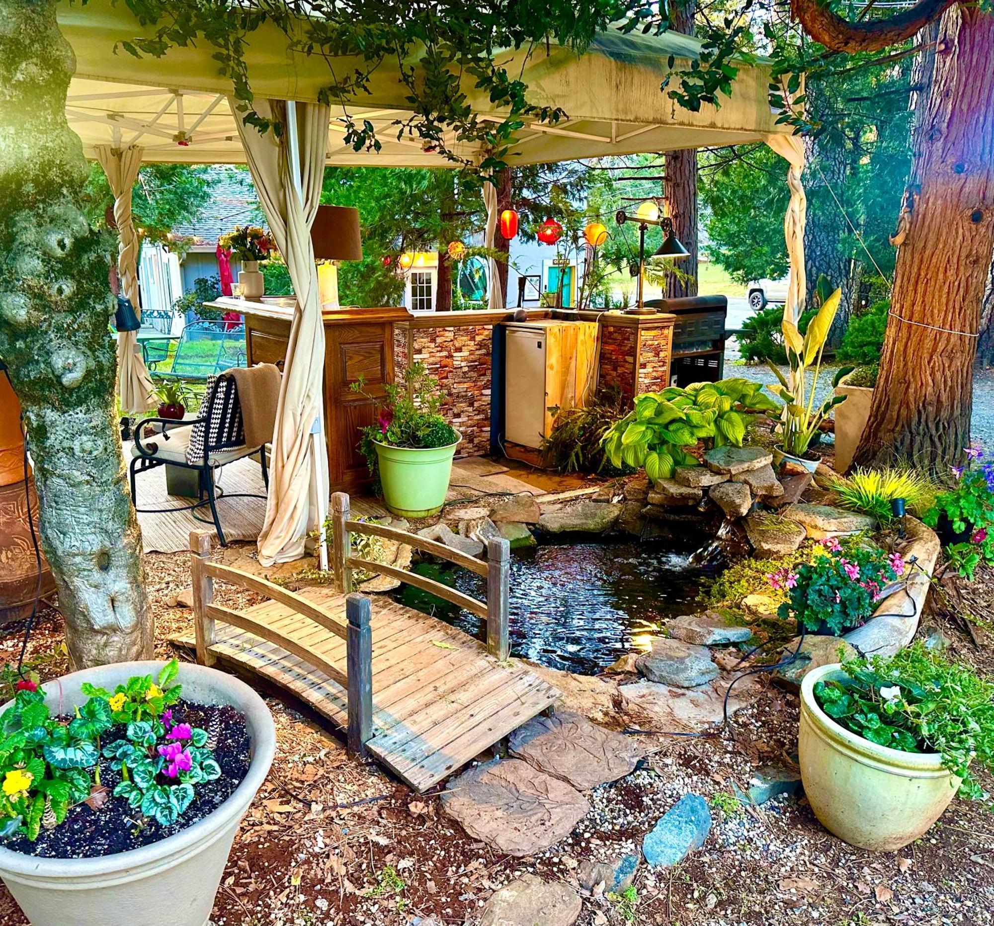 The Pines Inn And Cottages Grass Valley Exterior foto